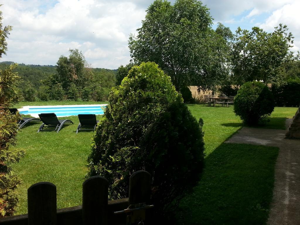 Country House El Permanyer Olost Exterior photo