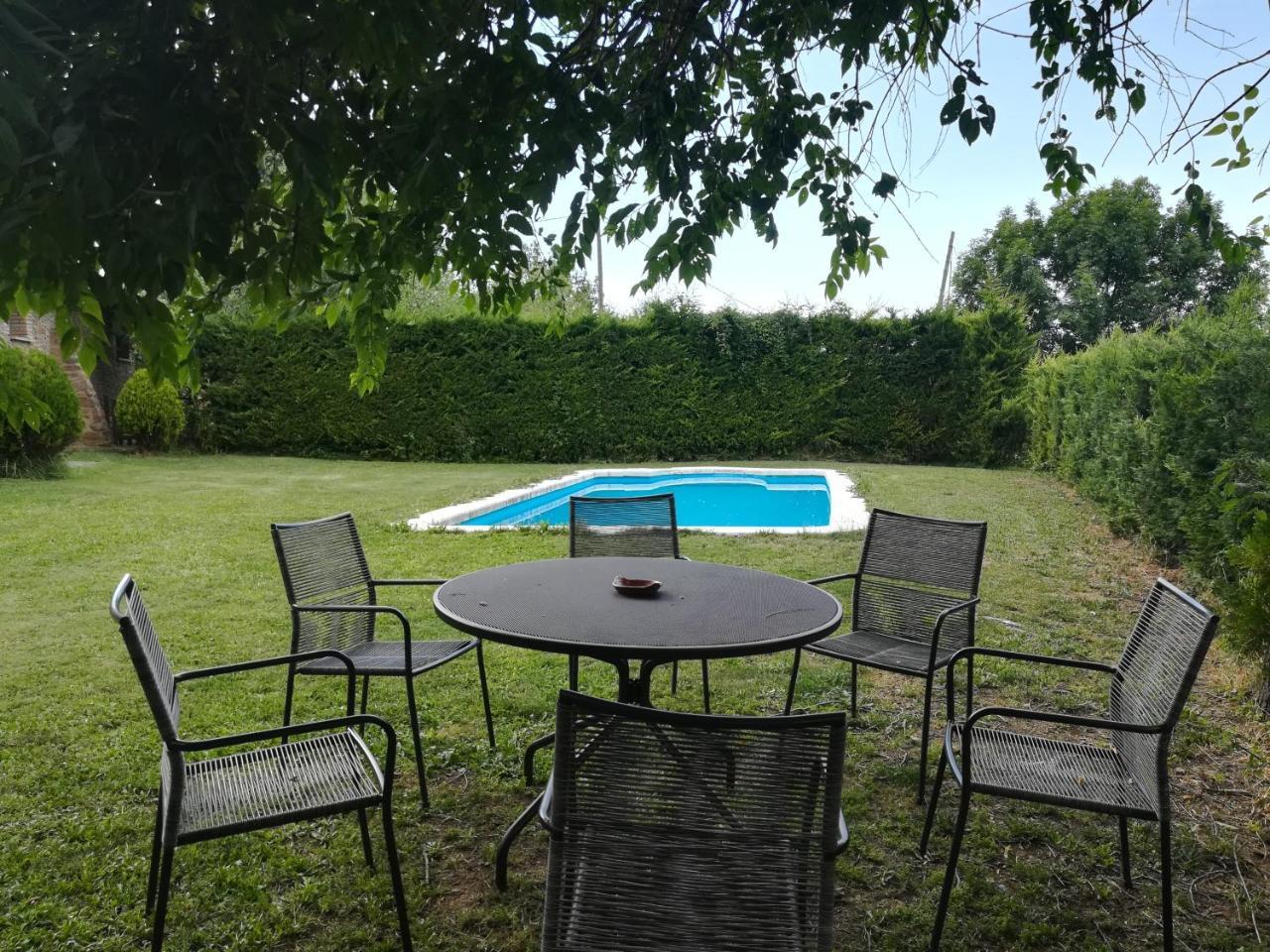 Country House El Permanyer Olost Exterior photo
